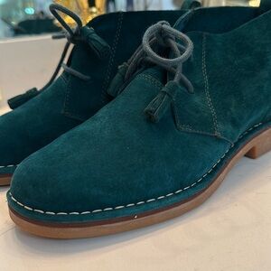 𝅺: : LIKE NEW TEAL HUSH PUPPIES Suede Ankle Boots with Tassel Laces : :